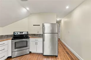132 S Angell St, Providence, RI 02906 - Photo 8
