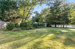 18 Massasoit Ave, Barrington, RI 02806 - Photo 44