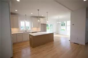 30 Bunker Hill Crossing, Portsmouth, RI 02871 - Photo 6