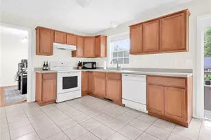 109 Pinnery Ave, Warwick, RI 02889 - Photo 10