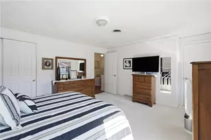 16 Scenery Ln, Johnston, RI 02919 - Photo 24