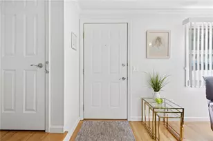 16 Scenery Ln, Johnston, RI 02919 - Photo 6