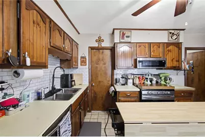 48 Ash Street, Pawtucket, RI 02860 - Photo 14