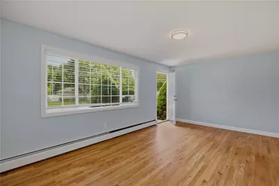 19 Flint Corn Road, Portsmouth, RI 02871 - Photo 4