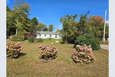 13 Woodville Road, Richmond, RI 02832 - Photo 2