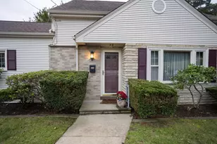 59 Highland St, West Warwick, RI 02893 - Photo 1