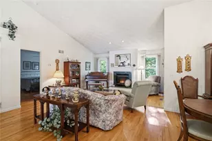 243 Spencer Woods Dr, East Greenwich, RI 02818 - Photo 10