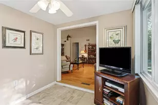 243 Spencer Woods Dr, East Greenwich, RI 02818 - Photo 28