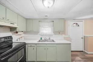 5 Julien St, Smithfield, RI 02917 - Photo 28