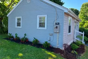 74 Orchard Ave, Middletown, RI 02842 - Photo 2