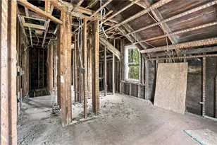 15 Lewis St, Woonsocket, RI 02895 - Photo 22