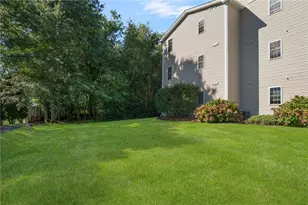 1 Gray Coach Ln, Cranston, RI 02921 - Photo 20