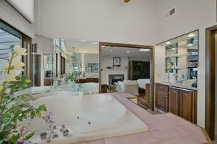 68 Seaview Ave N, Swansea, MA 02777 - Photo 24