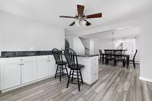 464 High St, Cumberland, RI 02864 - Photo 14