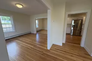 71 Aberdeen St, West Warwick, RI 02893 - Photo 4
