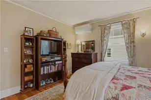 120 Bay View Ave, Cranston, RI 02905 - Photo 36