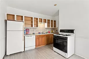 214 Estes St, Woonsocket, RI 02895 - Photo 14