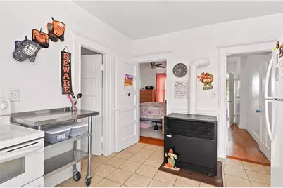 214 Estes Street, Woonsocket, RI 02895 - Photo 12