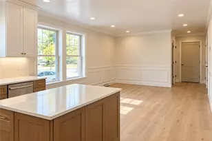 226 Jastram St, Providence, RI 02908 - Photo 4