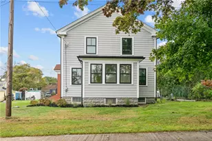 1330 W Main Rd, Portsmouth, RI 02871 - Photo 20