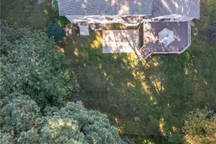 87 Bakewell Ct, Cranston, RI 02921 - Photo 42