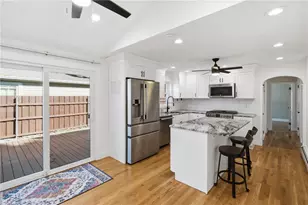 100 Eaton St, Pawtucket, RI 02861 - Photo 8
