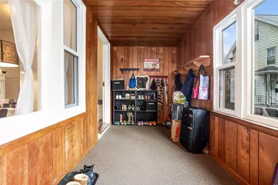 8 Wesley Street, Newport, RI 02840 - Photo 4