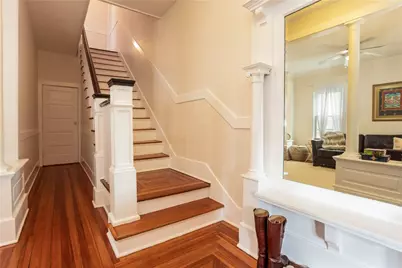 8 Wesley Street, Newport, RI 02840 - Photo 6