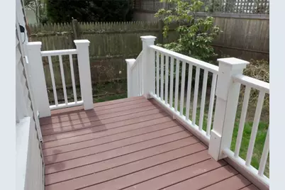 8 Wesley Street, Newport, RI 02840 - Photo 28
