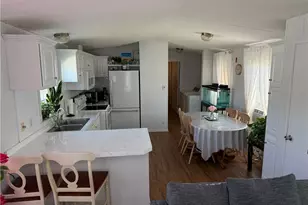 245 Manton St, Pawtucket, RI 02861 - Photo 4