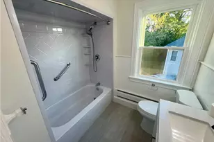 14 Yale Ave, Providence, RI 02908 - Photo 12