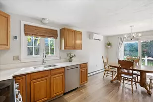 15 Collins St, Attleboro, MA 02703 - Photo 4