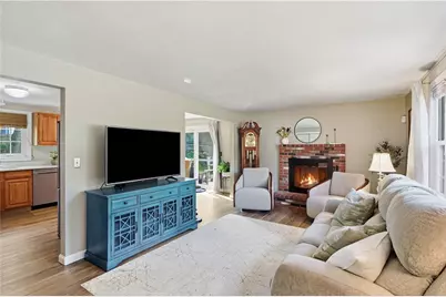 15 Collins Street, Attleboro, MA 02703 - Photo 8