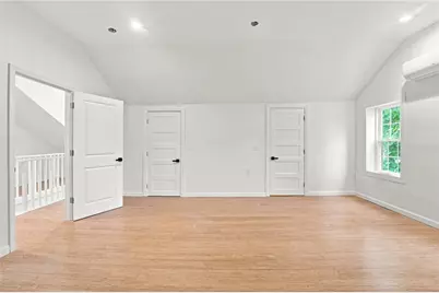 2 Border Street, West Warwick, RI 02893 - Photo 20
