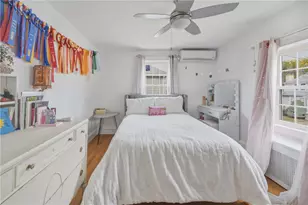 73 Hope St, East Providence, RI 02916 - Photo 26