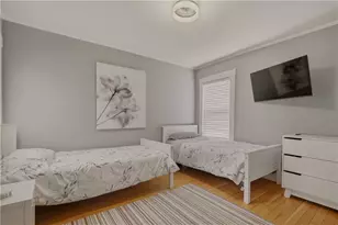 23 Pell St, Newport, RI 02840 - Photo 34