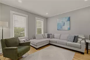 23 Pell St, Newport, RI 02840 - Photo 8