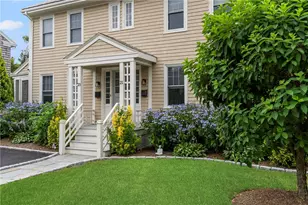 23 Pell St, Newport, RI 02840 - Photo 4