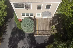7 Jenckes St, Providence, RI 02906 - Photo 32