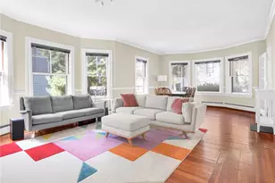7 Jenckes St, Providence, RI 02906 - Photo 6