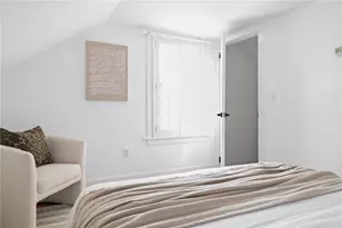 19 Third St, Newport, RI 02840 - Photo 10