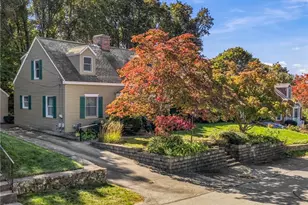 15 Welcome Rd, Smithfield, RI 02917 - Photo 2