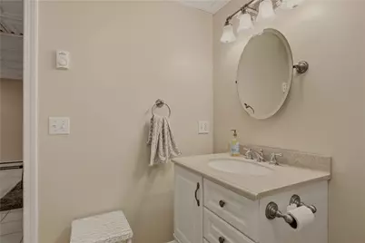 31 Loring Street, Middletown, RI 02842 - Photo 36