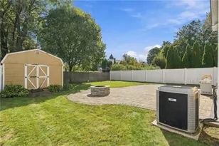 1 Oliver St, Smithfield, RI 02917 - Photo 30