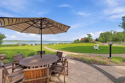 1180 Narragansett Boulevard #F5, Cranston, RI 02905 - Photo 28