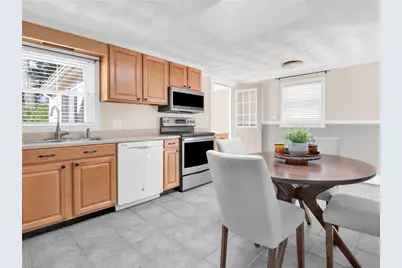 37 Bakers Creek Road, Warwick, RI 02886 - Photo 14