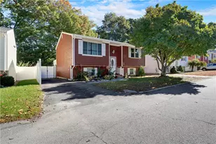 62 Legion Dr, Pawtucket, RI 02860 - Photo 2