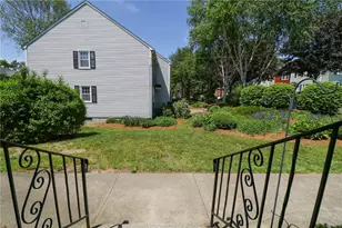 1175 Diamond Hill Rd, Woonsocket, RI 02895 - Photo 4