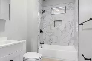 73 Farragut Ave, Providence, RI 02905 - Photo 22