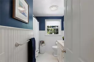 136 Briarwood Dr, South Kingstown, RI 02879 - Photo 20